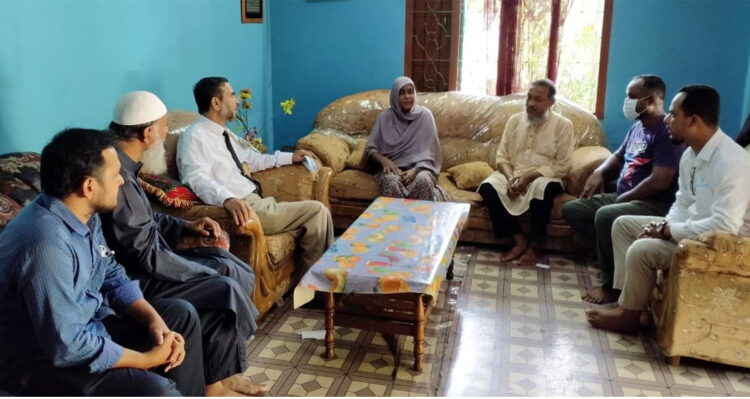 পুলিশী হেফাজতে মৃত্যুবরণকারী রায়হানের পরিবারের পাশে সিলেট মহানগর জামায়াত