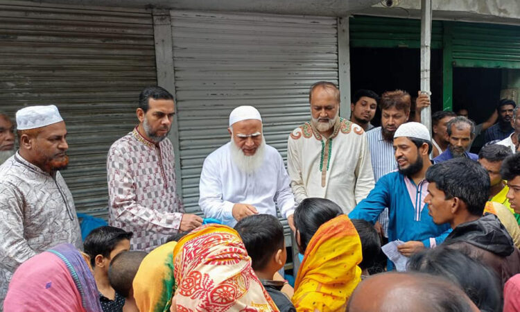 সিলেটে দিনভর আমীরে জামায়াতের ত্রাণ বিতরণ