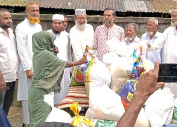 Relief distribution in Sylhet by Satkhira District Jamaat